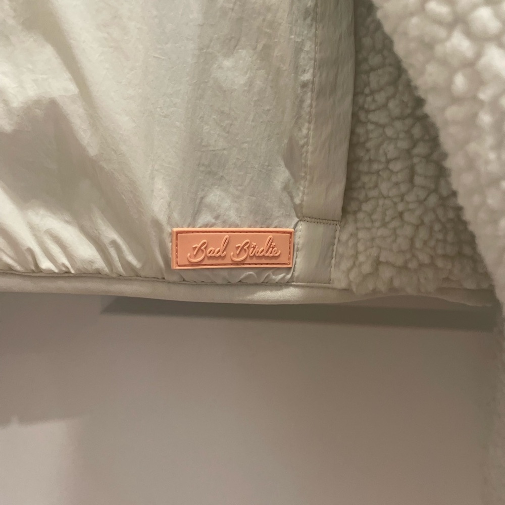 NWT Bad Birdie The Cozy Jacket in color white onyx - Picture 4 of 12